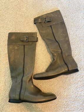 Enzo Angiolini leather grey boots